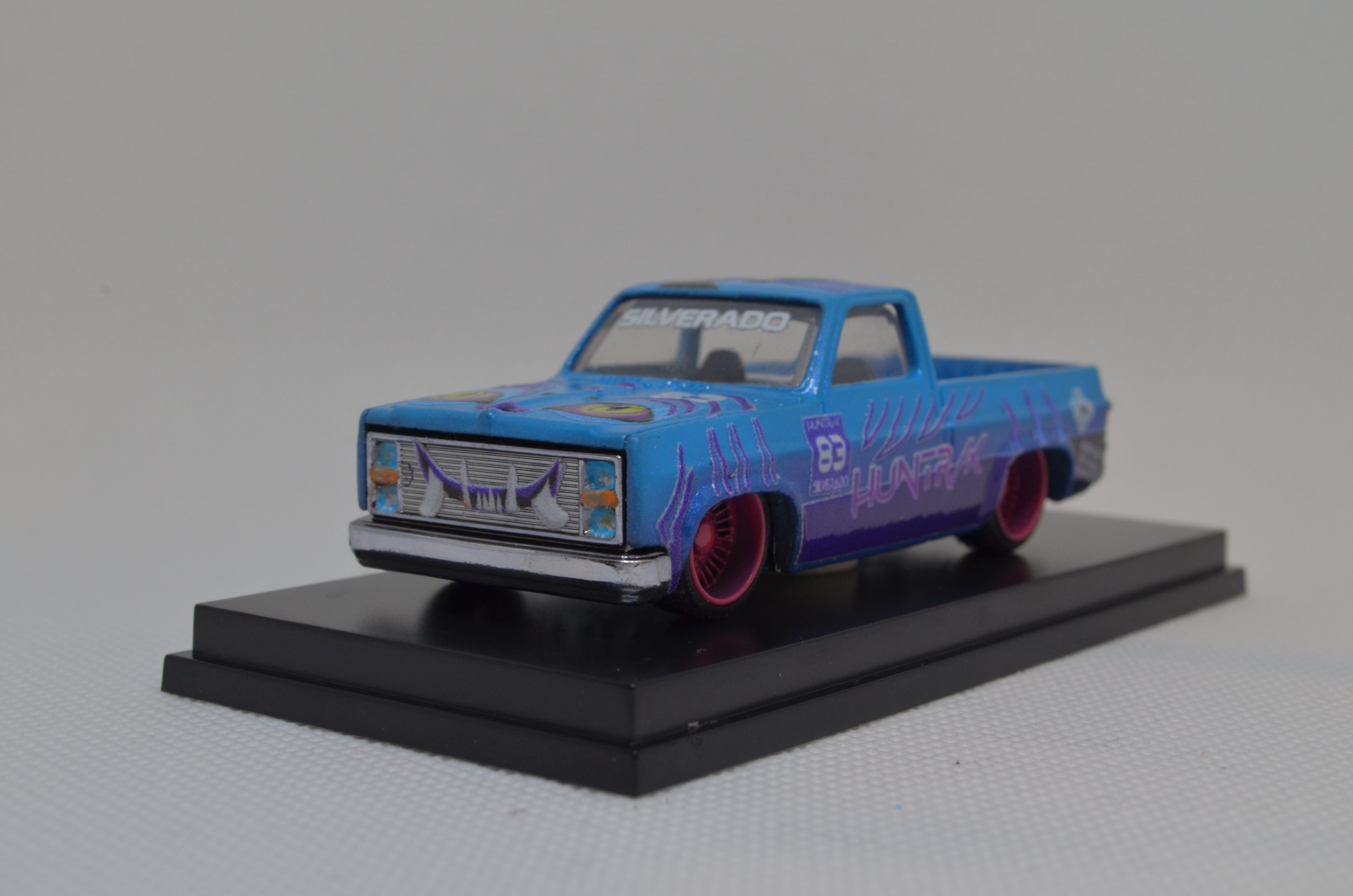 Custom 83 Silverado Derpy KPop Hunters Huntrixx Mainline
