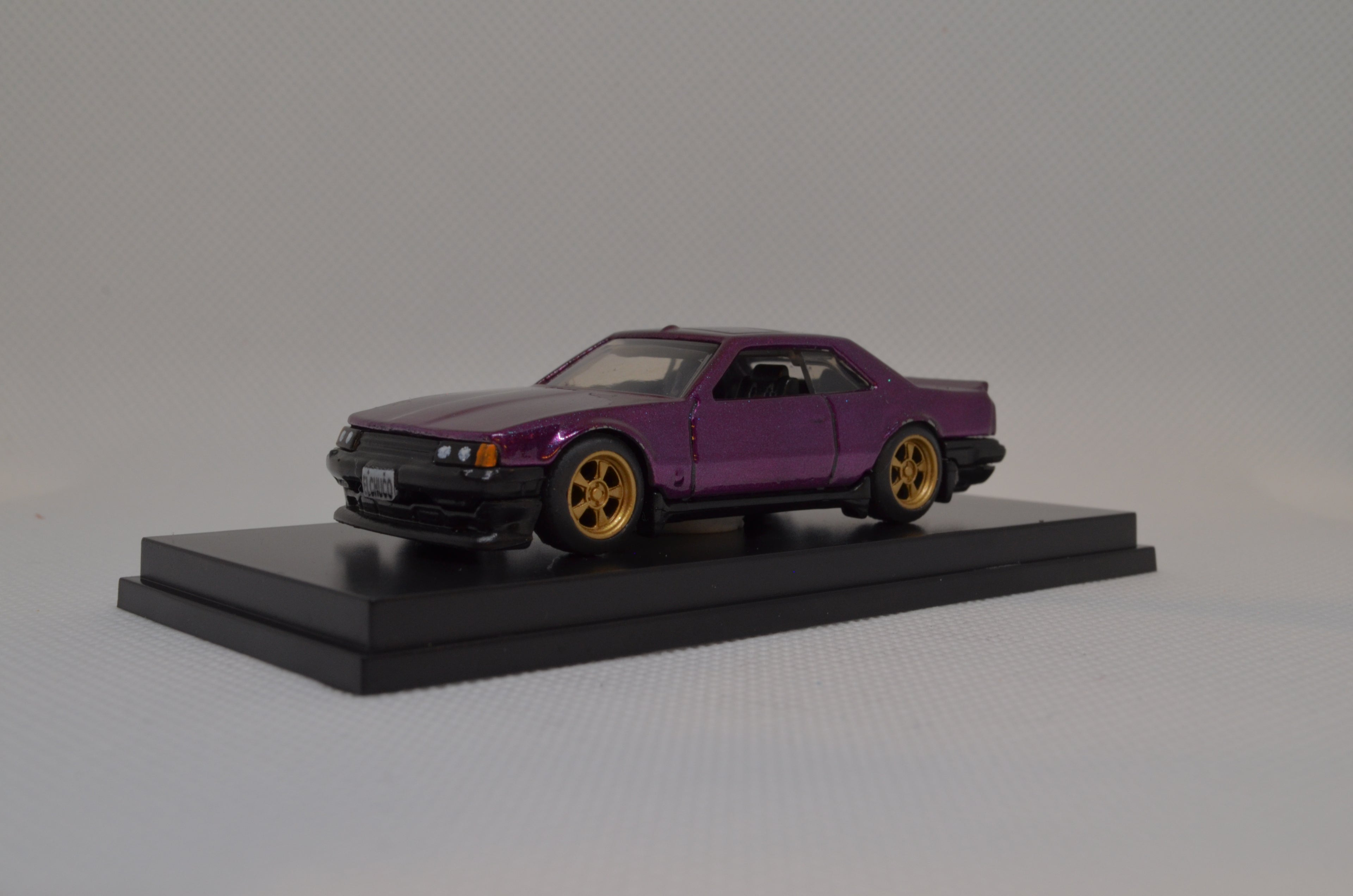 Custom Nissan Skyline R32 Mainline