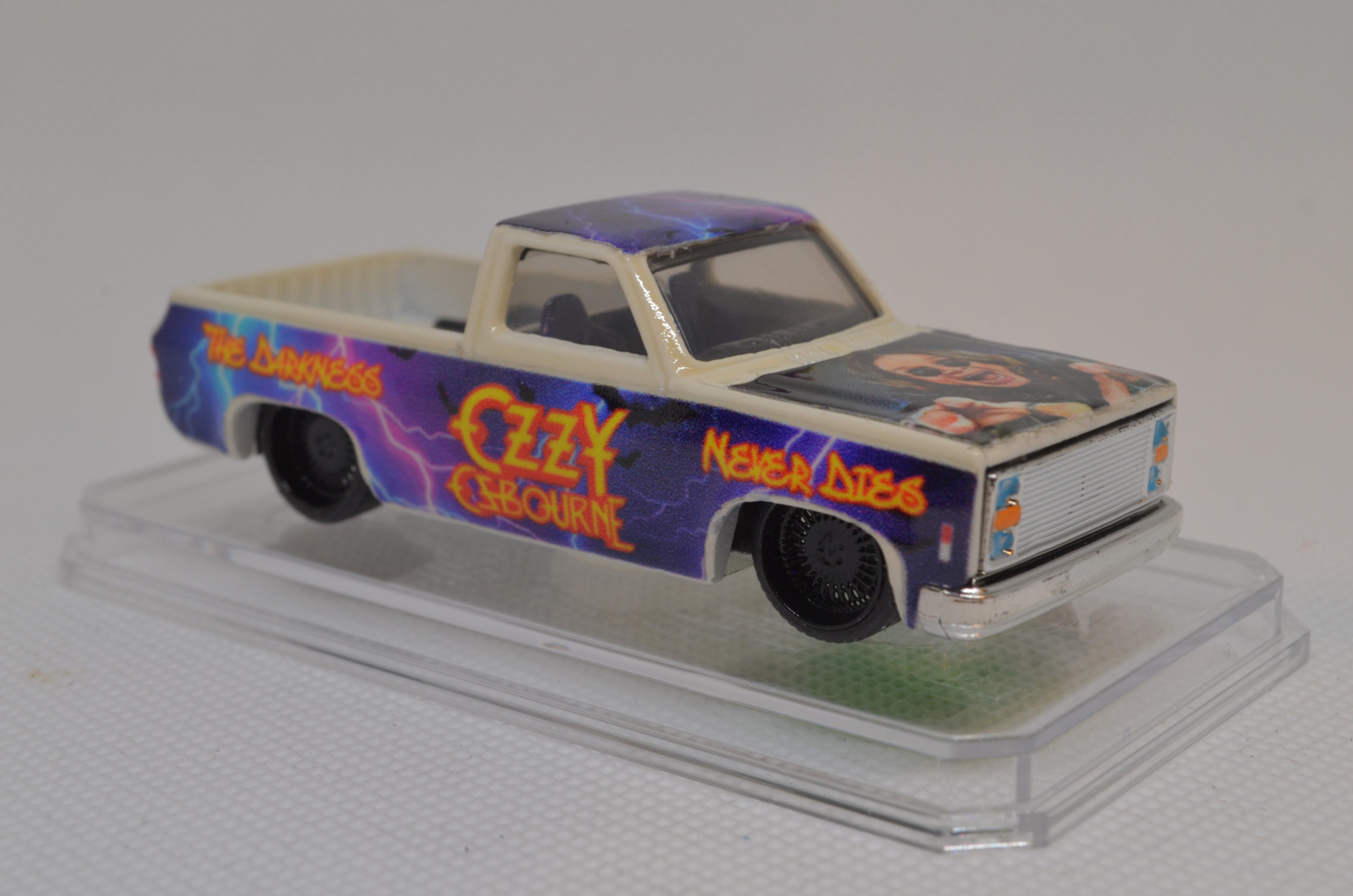Custom 83 Silverado Ozzy Livery Mainline