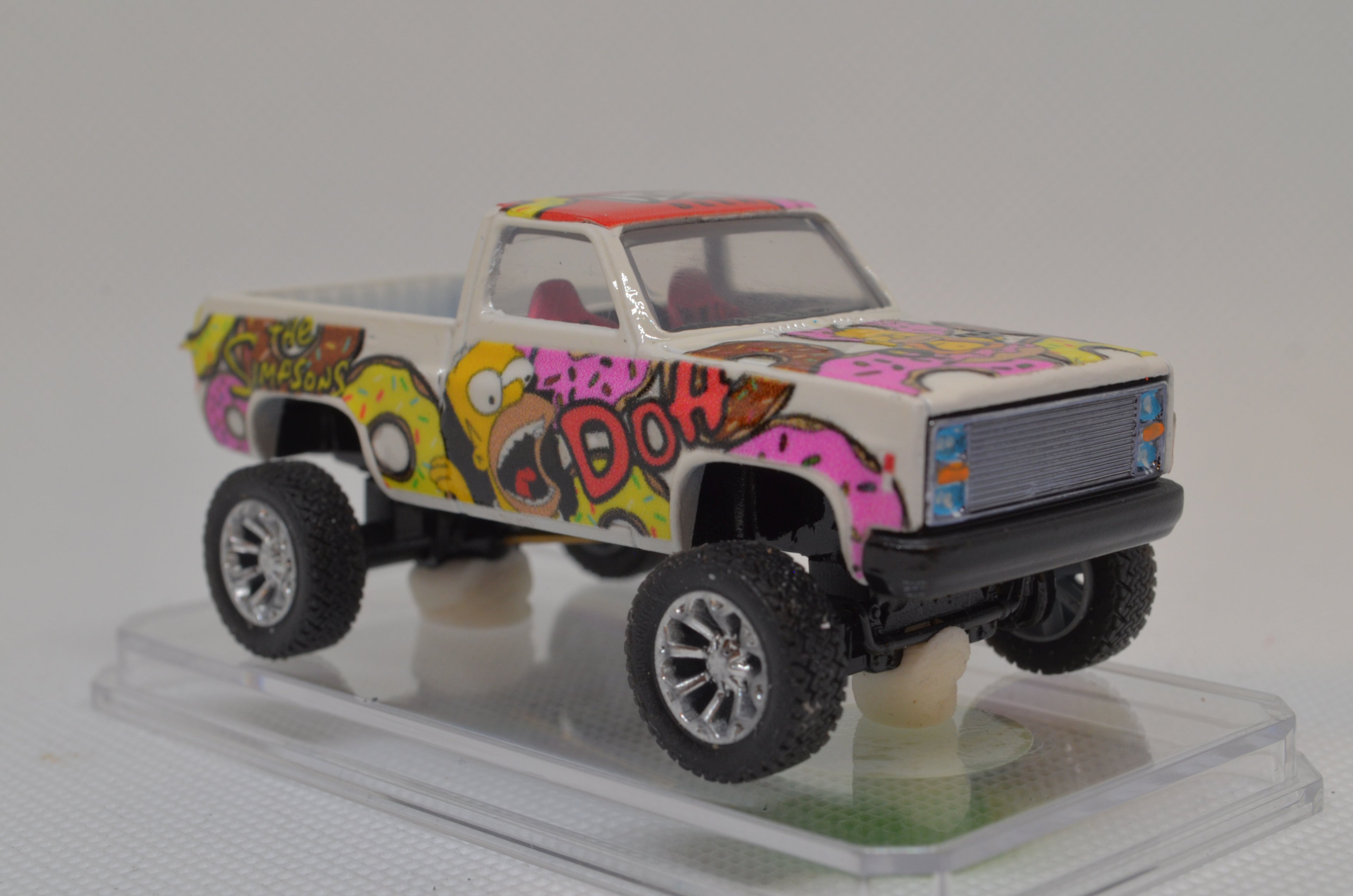 Custom 83 Silverado Homer Simpson Livery Lifted Mainline