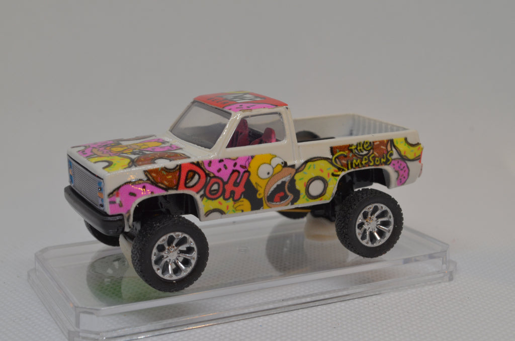 Custom 83 Silverado Homer Simpson Livery Lifted Mainline