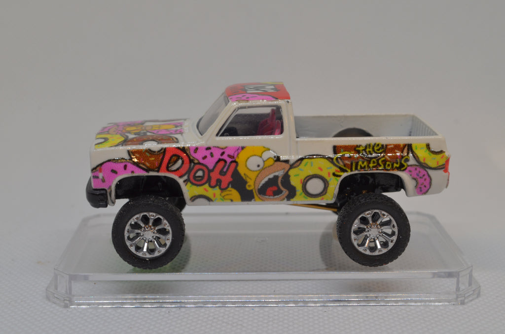 Custom 83 Silverado Homer Simpson Livery Lifted Mainline