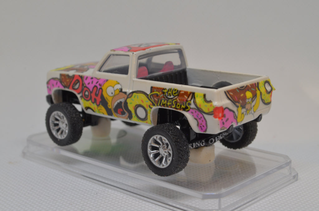 Custom 83 Silverado Homer Simpson Livery Lifted Mainline