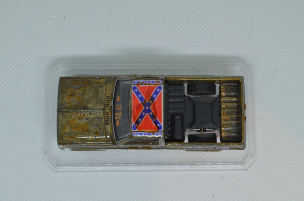 Custom 83 Silverado Patina General Lee Dukes of Hazard Livery Mainline