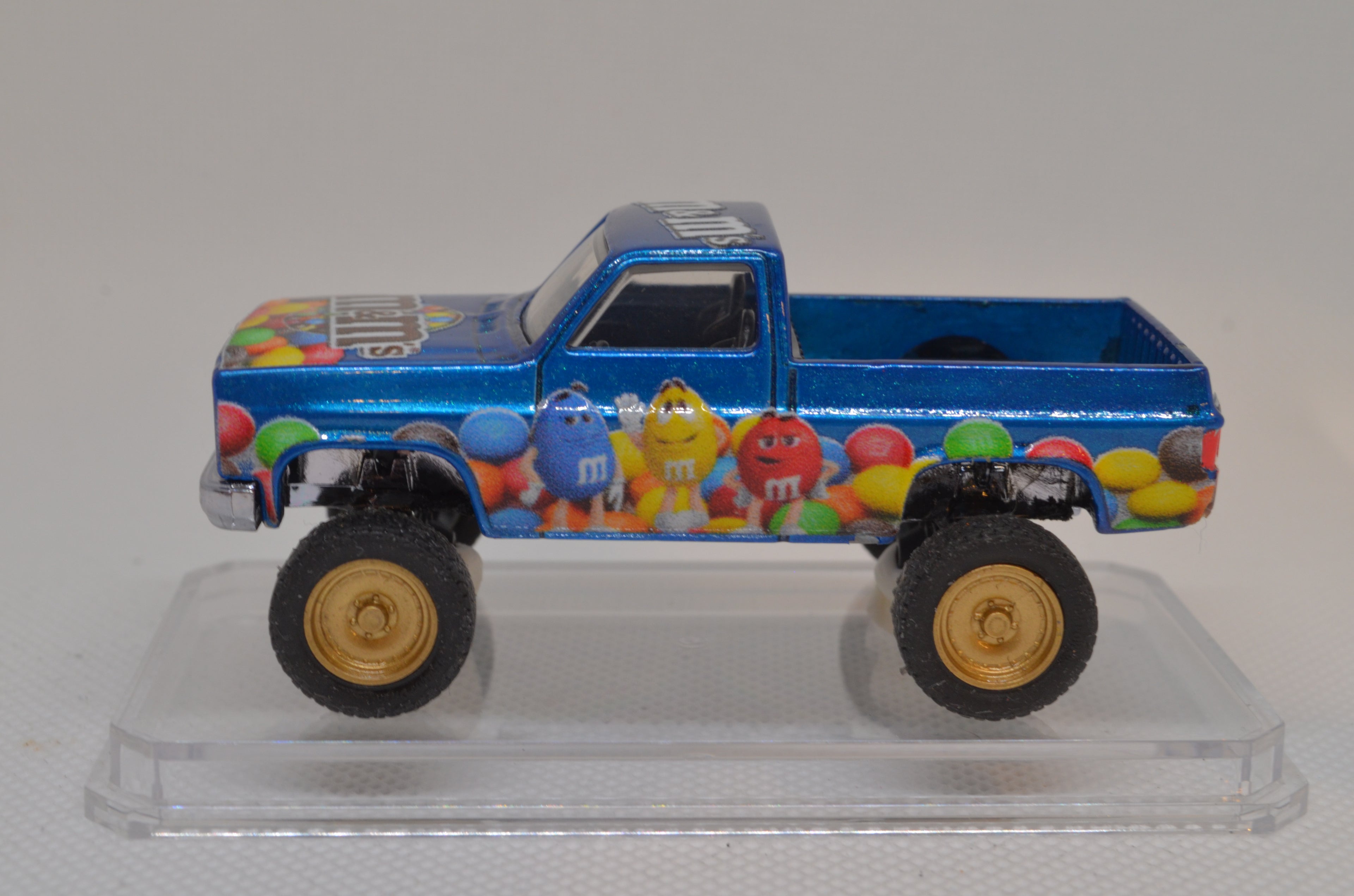 Custom 83 Silverado M&M Livery Lifted Mainline