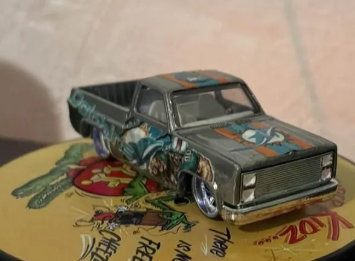 Dolphins 83 Silverado Livery for 1:64 scale diecast cars and trucks